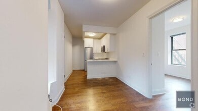 Building Photo - 151 Mott St