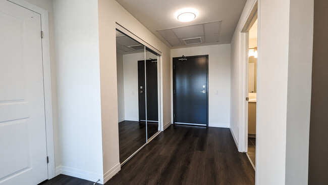 Photo du bâtiment - Brand New Rental In The Heart Of Kitchener