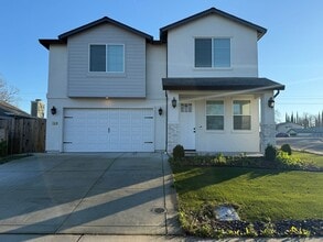 Building Photo - 124 Keoke Ct