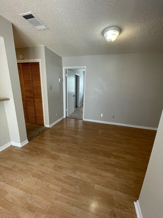 Building Photo - 2510 San Gabriel St