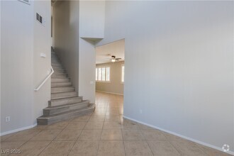 Building Photo - 10517 Jeremy Ridge Ave