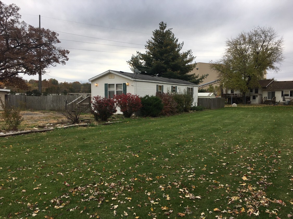 2072 3468th Rd, Wedron, IL 60557 House Rental in Wedron, IL