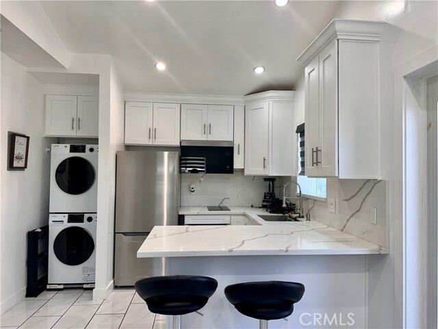 Foto del edificio - 7013 Bellaire Ave