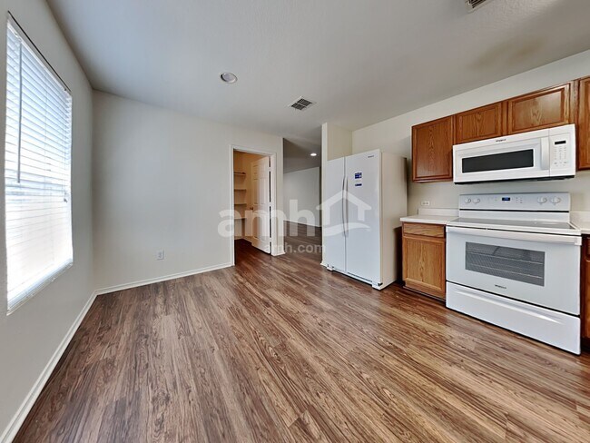 Foto del edificio - 12629 Azure Heights Pl