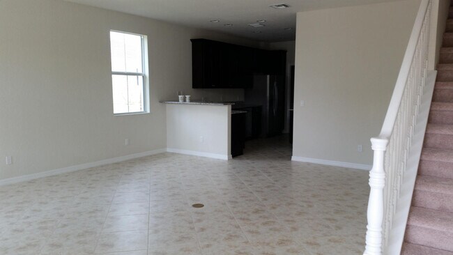 Building Photo - 1221 Dakota Dr