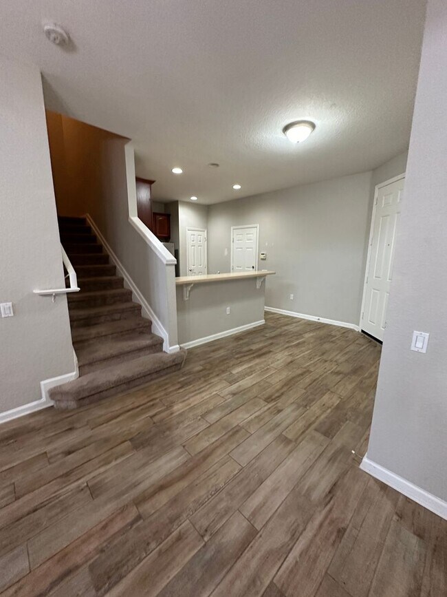 Foto del edificio - Well maintained townhouse in Spring Isle