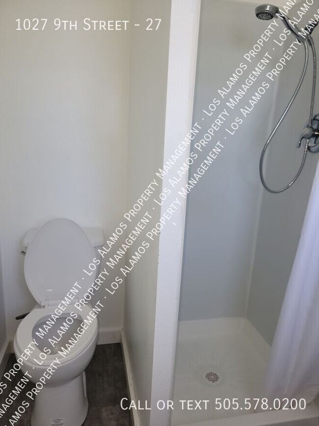 Foto del edificio - 1027 9th St
