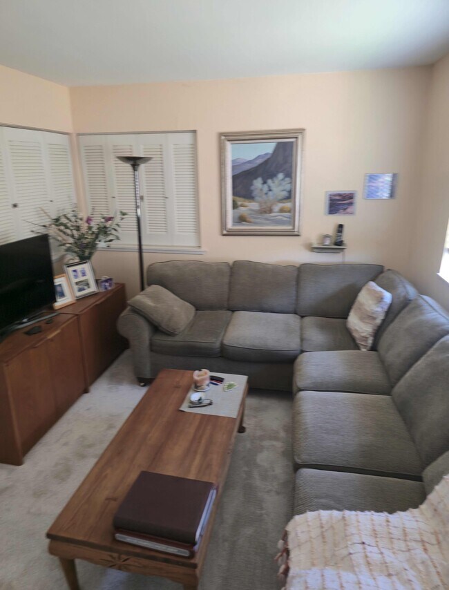 Foto del edificio - 1151 Oakfair Ln