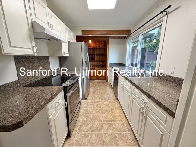 Building Photo - Kaneohe Home (3 bed/3 bath/2 prkg) – Kahuhipa Street