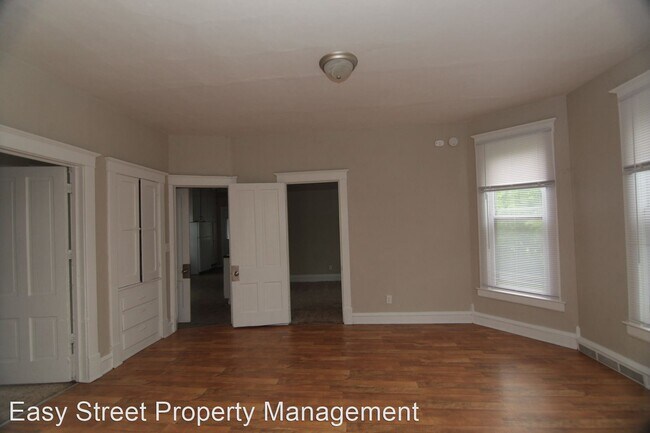Building Photo - 2717 8th Ave