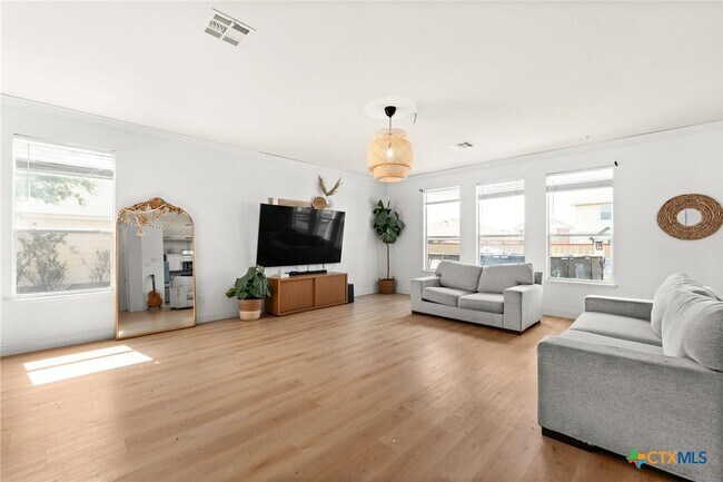 Foto del edificio - 504 E Little Dipper Dr