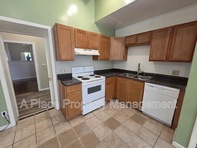 Building Photo - 3115 Magnolia Ave