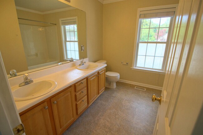 Building Photo - Beautiful 3 bedroom home in Wake Forest ne...