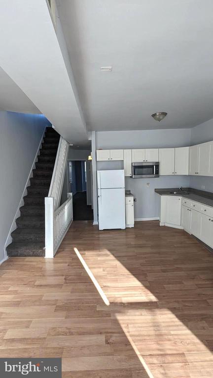 Building Photo - 3329 Ridge Ave
