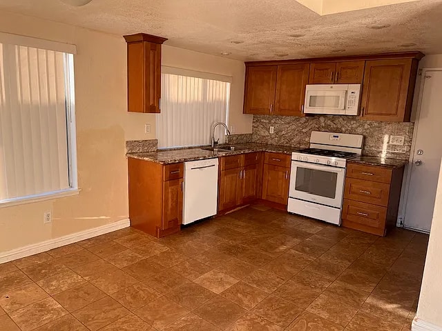 Building Photo - 13669 Balboa Ct