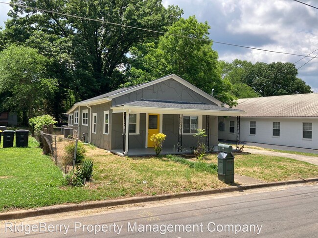 Building Photo - 3 br, 2 bath House - 416 E 20th St. SW