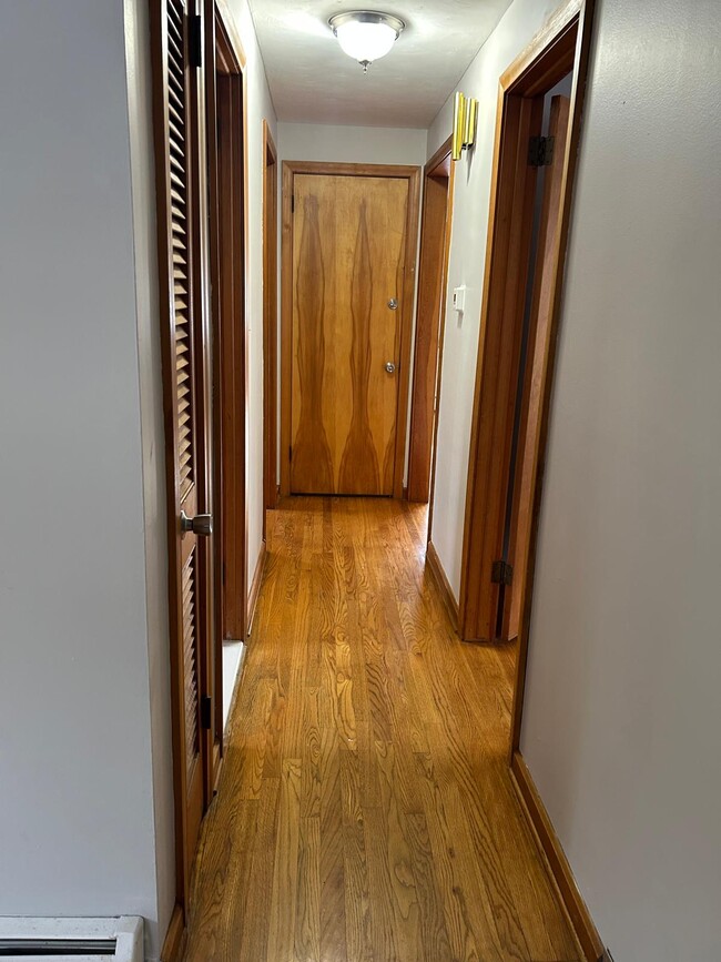 Foto del edificio - 121 Pinehurst Ave