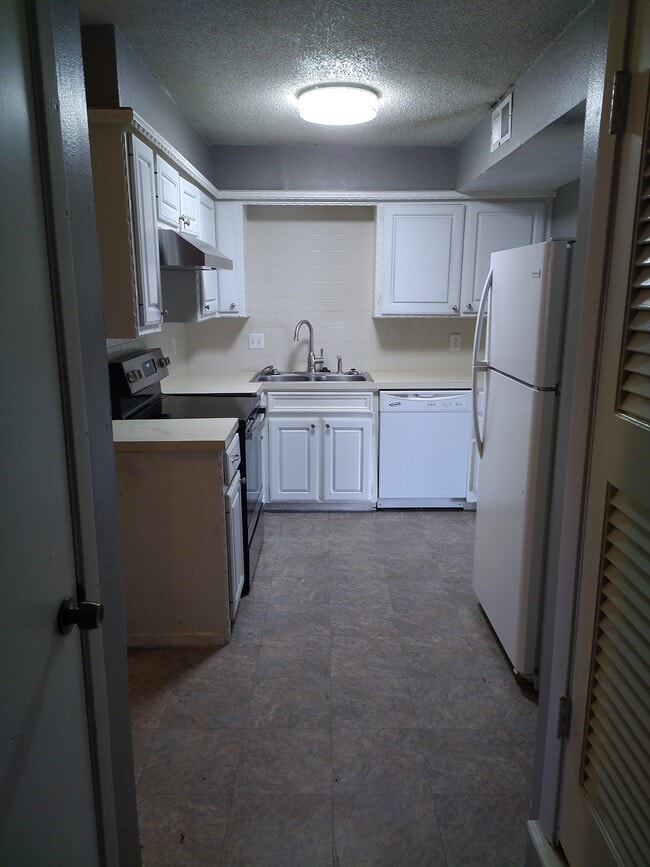 Building Photo - 4317 53rd St