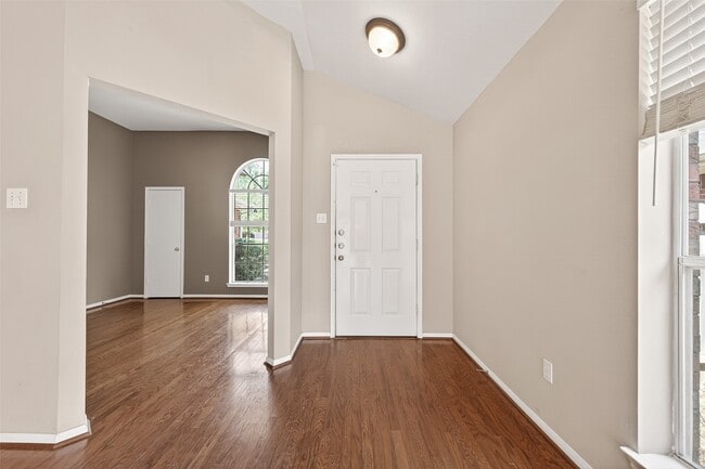 Building Photo - 10619 Goodrum Rd