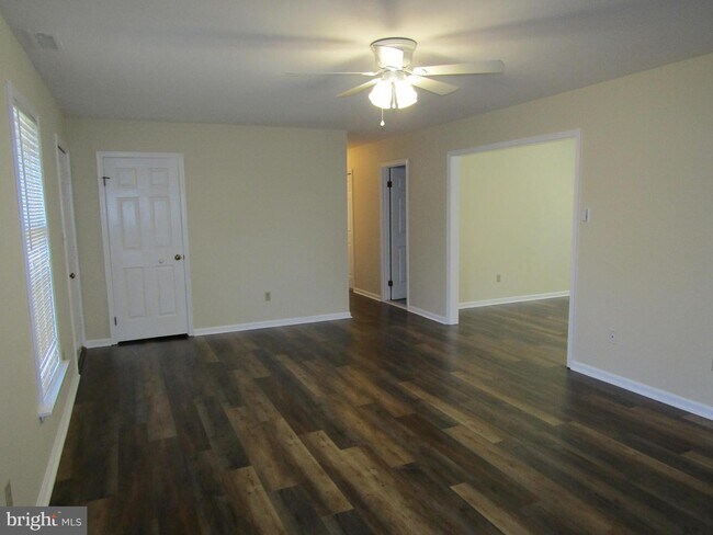 Building Photo - 29305 Pin Oak Way