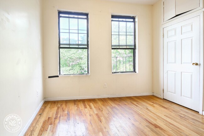 Building Photo - 413 Bushwick Ave