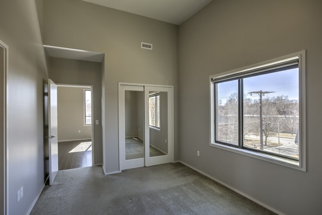 Foto del edificio - Gillham Park Row