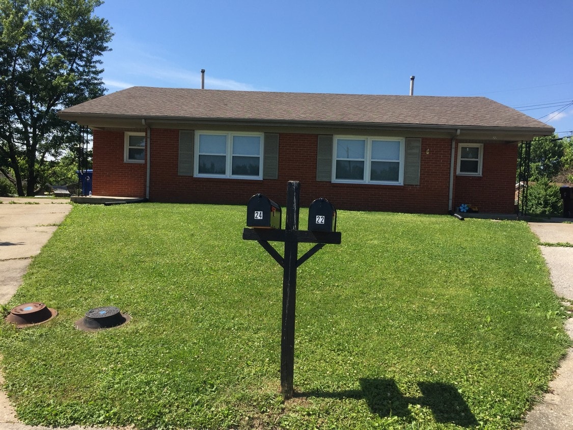 24 White Cir, Winchester, KY 40391 Townhouse for Rent in Winchester