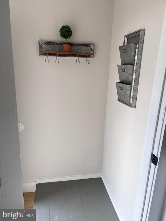 Building Photo - 629 White Horse Ave