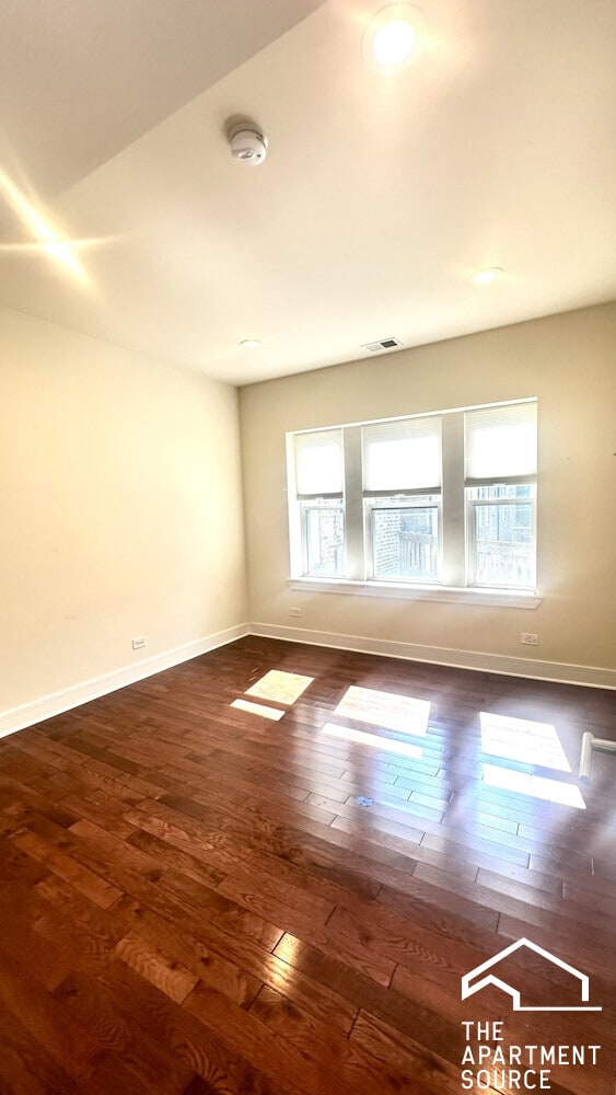 Foto del edificio - 1159 W Lunt Ave