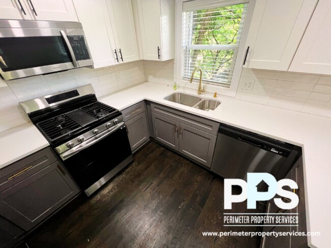 Foto del edificio - 1064 Westmoor Dr NW