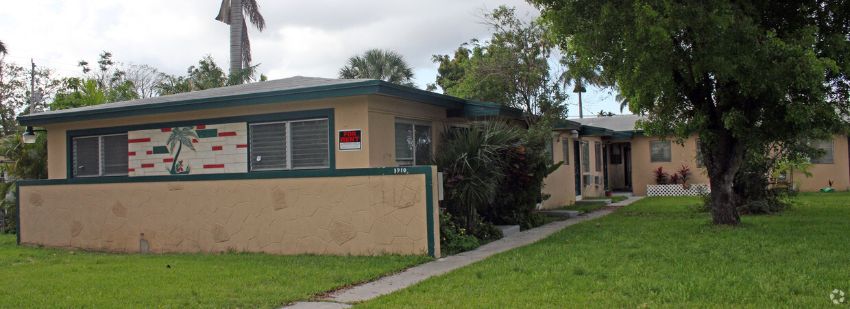 Building Photo - 1910-1920 NW 29th St