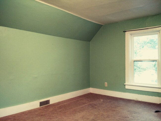 Foto del edificio - 400 Laurel St