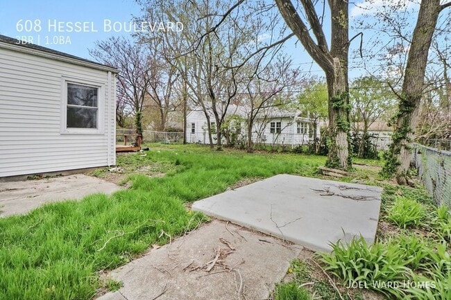Building Photo - Charming Home Steps from Hessel Park
