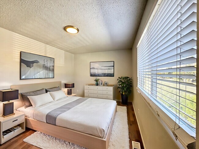 Foto del edificio - 1105 Mt View Ln