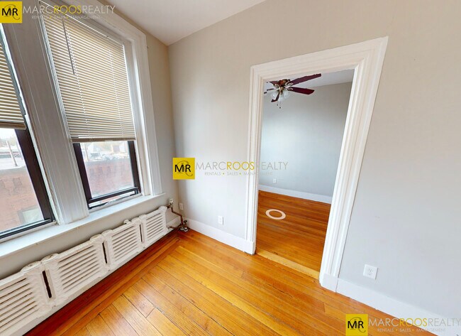 Foto del edificio - 58 JFK St