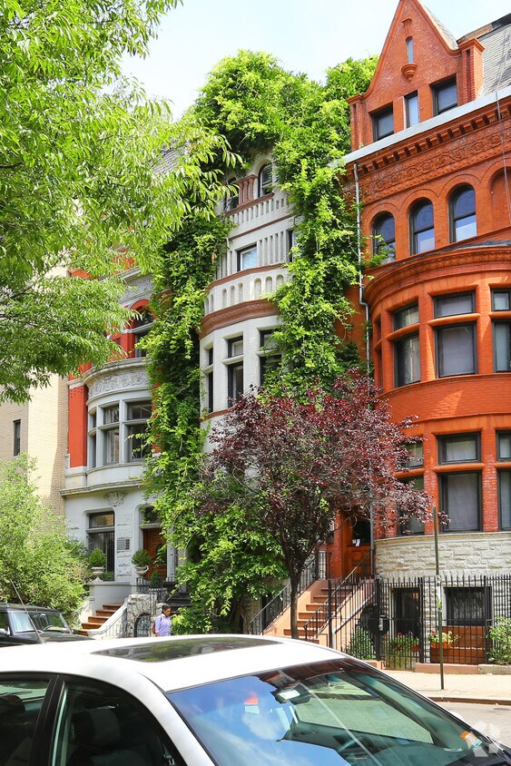 Primary Photo - 143 W 81st St