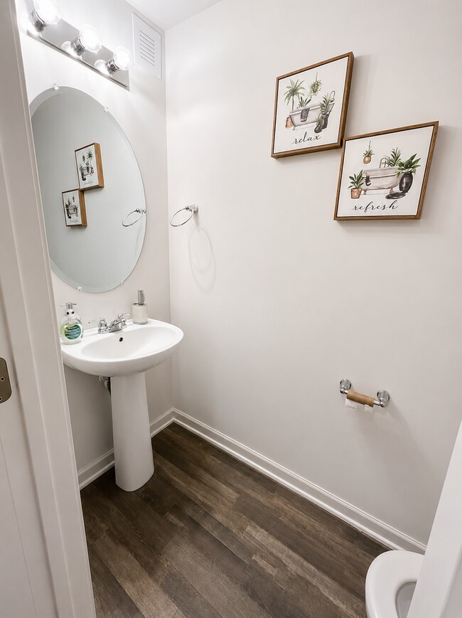 Foto del edificio - 6375 Century Ln