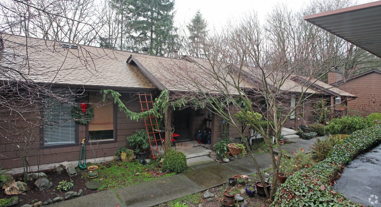 Cottage Creek Apartments Seattle