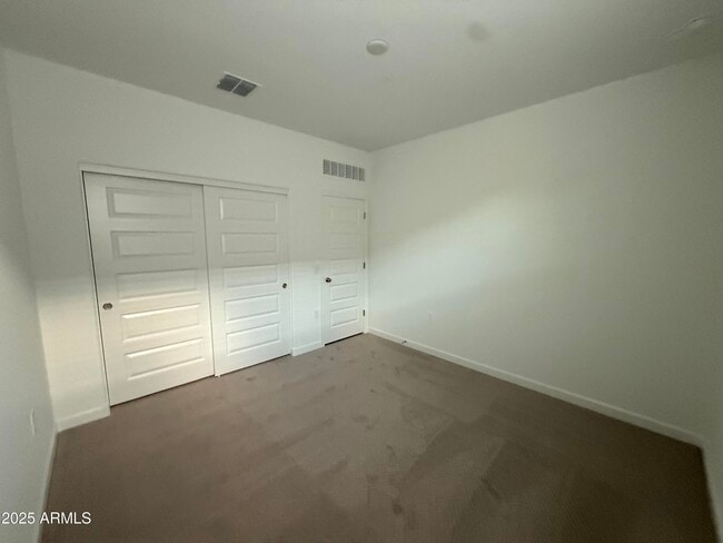 Foto del edificio - 2342 W Sheridan Ave