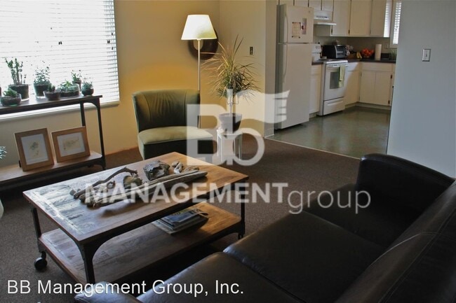 Building Photo - 2 br, 1 bath House - 224 NE Fremont  Street