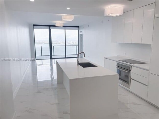 Photo - 700 NE 24th St Apartment