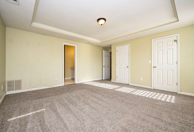 Building Photo - 193 Windsor Cir