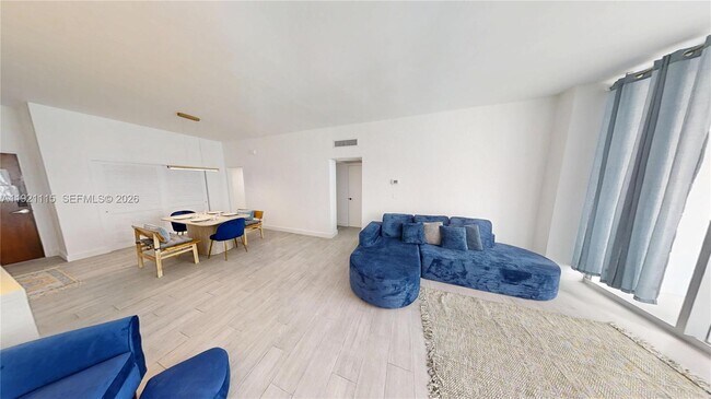 Foto del edificio - 4001 S Ocean Dr