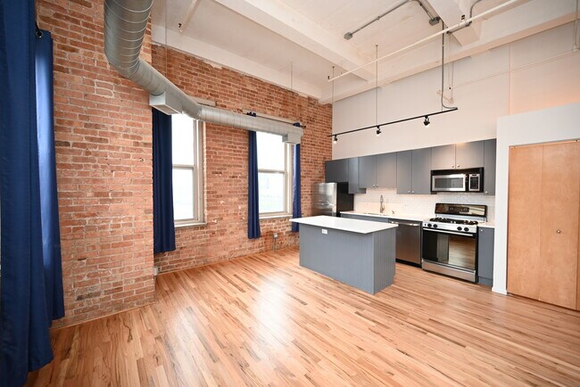 Foto del edificio - 420 S Clinton St