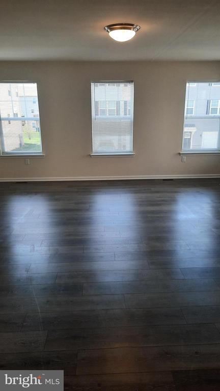 Foto del edificio - 829 Admiral's Quay Dr