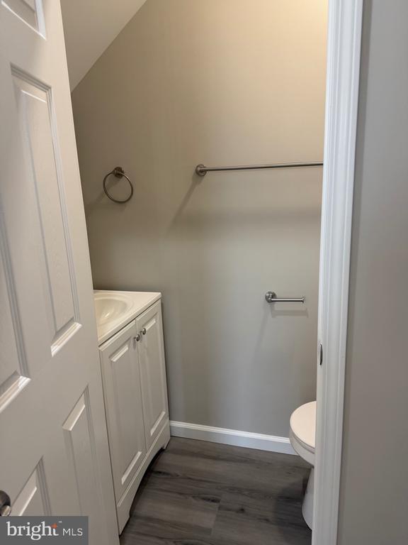 Foto del edificio - 224 E Main St