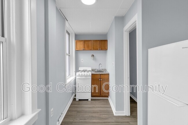 Foto del edificio - 131 Allen St