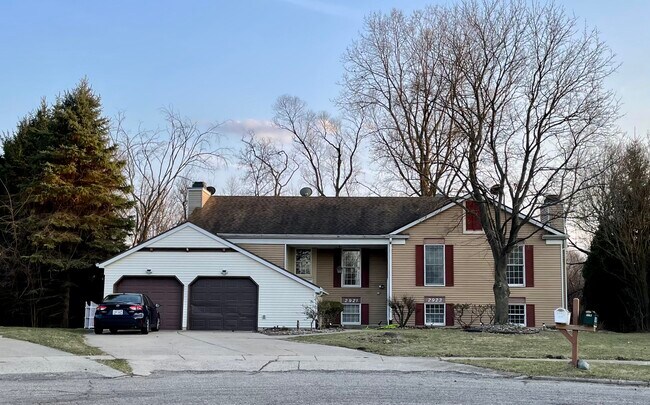 Foto del edificio - 2923 Trudy Ln