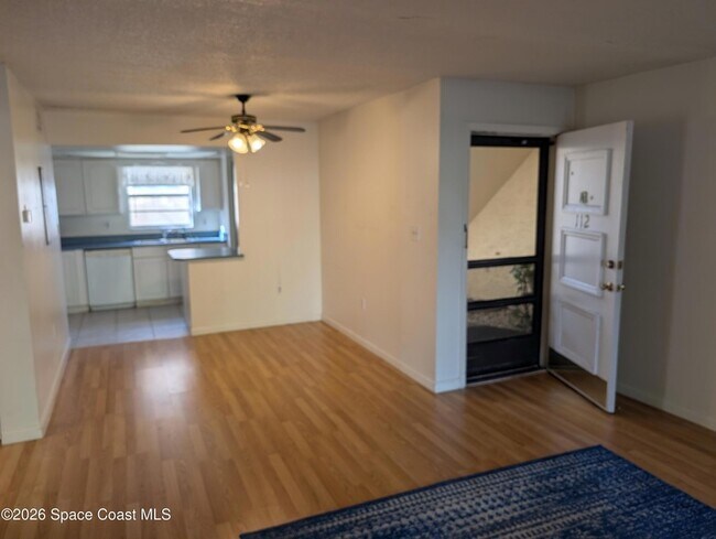 Building Photo - 3135 Shady Dell Ln