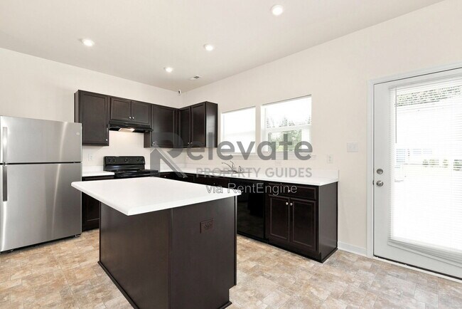 Foto del edificio - 250 Greenpark Rd